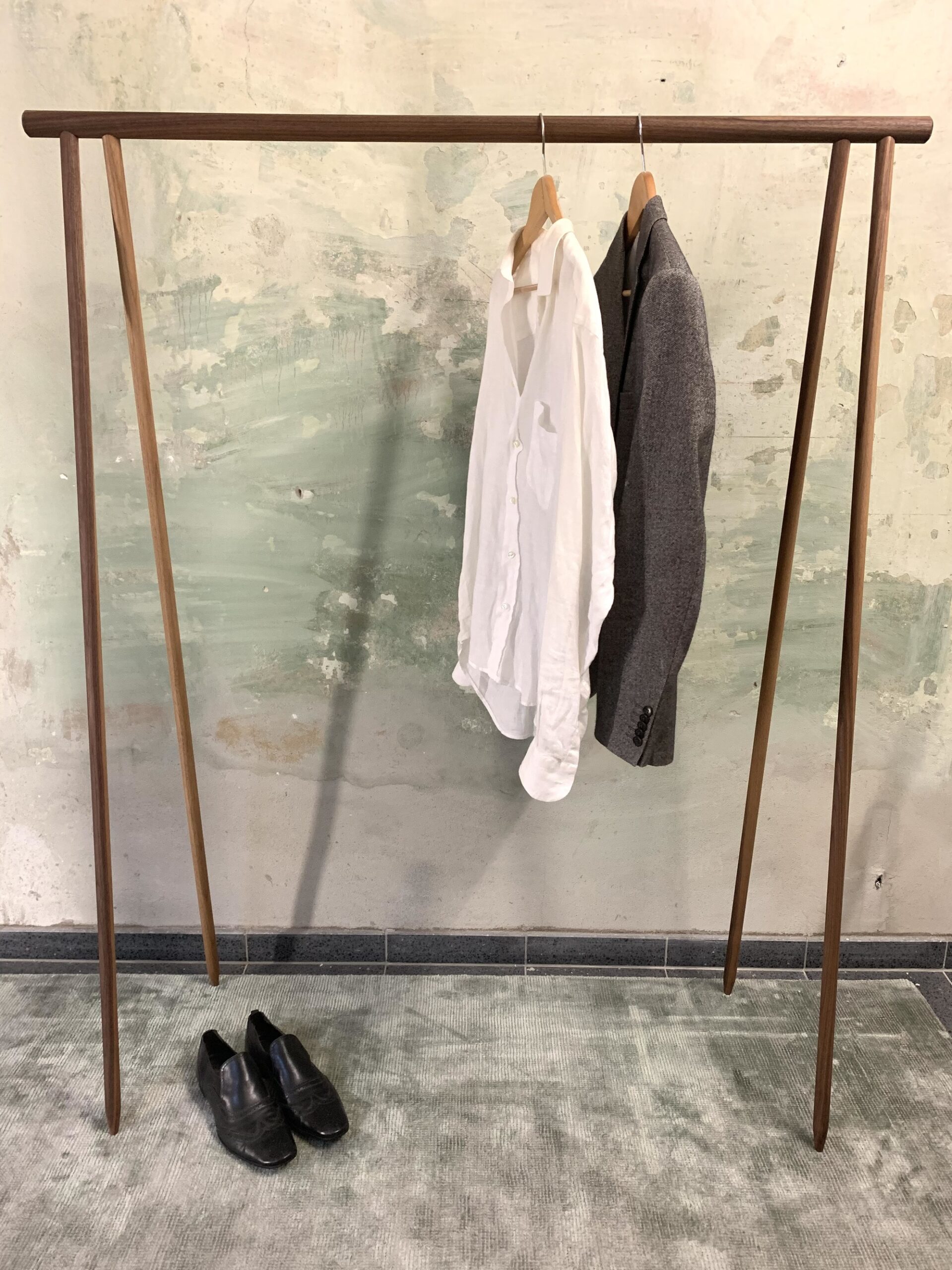 KL.2 - Kleiderständer mit Regal - Image 20